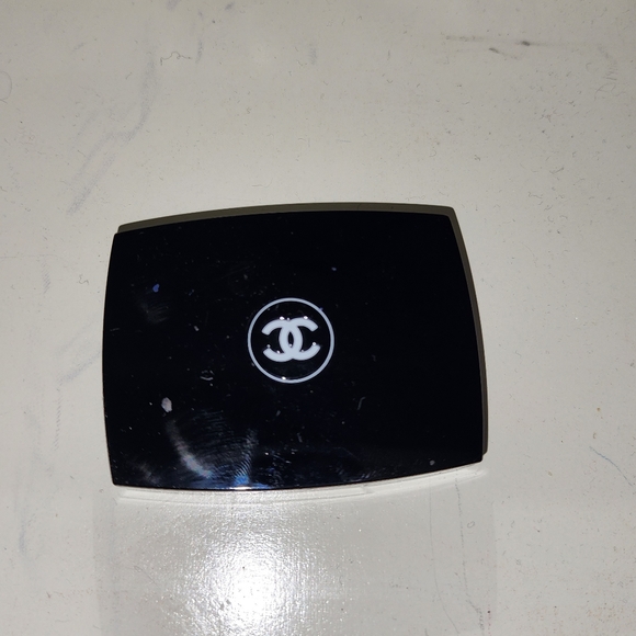 CHANEL Eyeshadow Duo - Matte Velvet - Picture 2 of 7